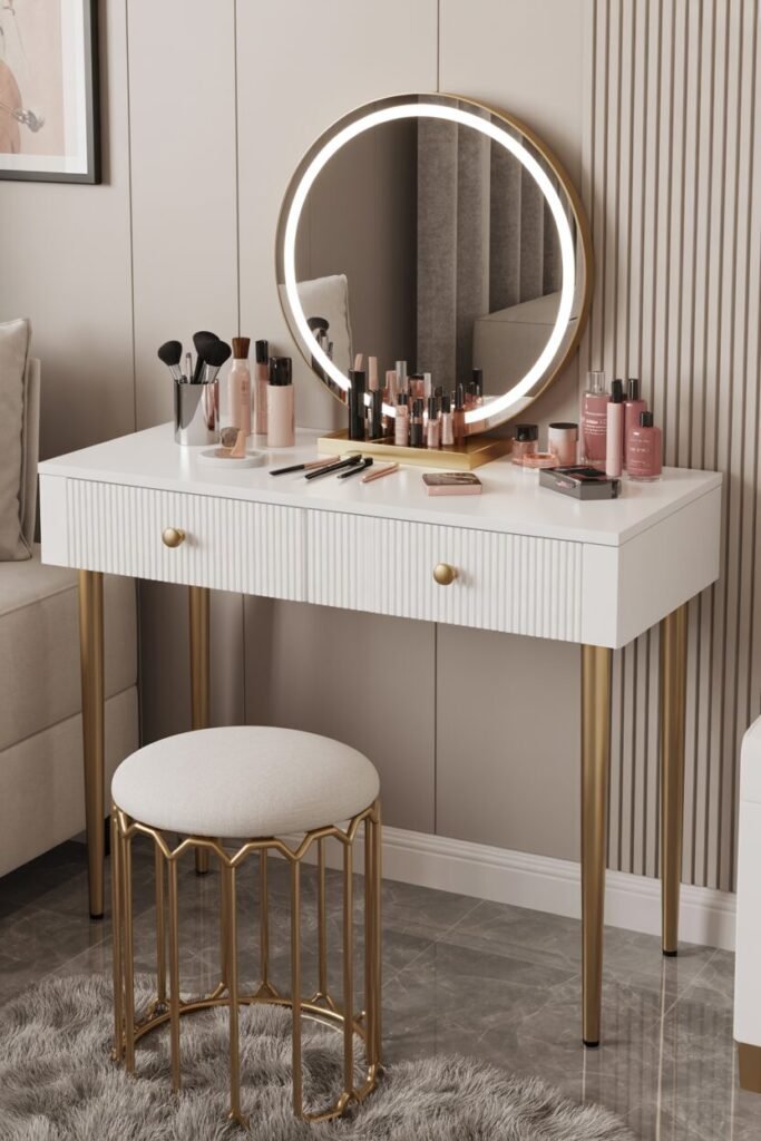 use these 2 exact keyword for pin title:
makeup vanity ideas bedroom
vanity design ideas for small bedroom

use these exact keywords for pin description:
makeup vanity ideas bedroom
vanity design ideas for small bedroom
small vanity ideas bedroom
small bedroom vanity inspo
small bedroom vanity organization ideas